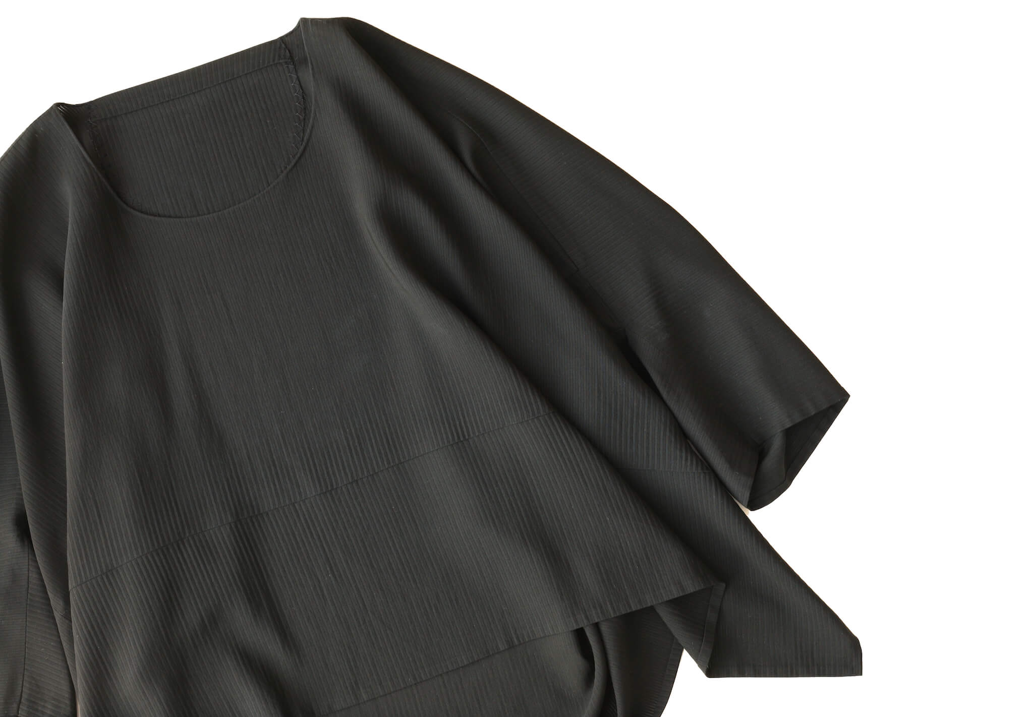 布をいつくしむ直線裁ちの衣服ならではのお直し